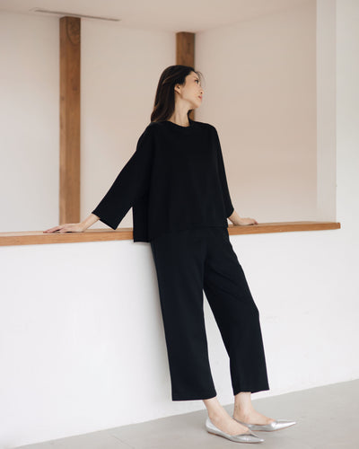 Black Ultrasoft Bamboo Capri Pants