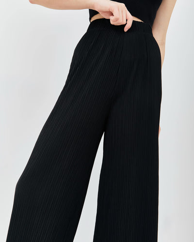 Black Easy Pleated Pants - Hellolilo