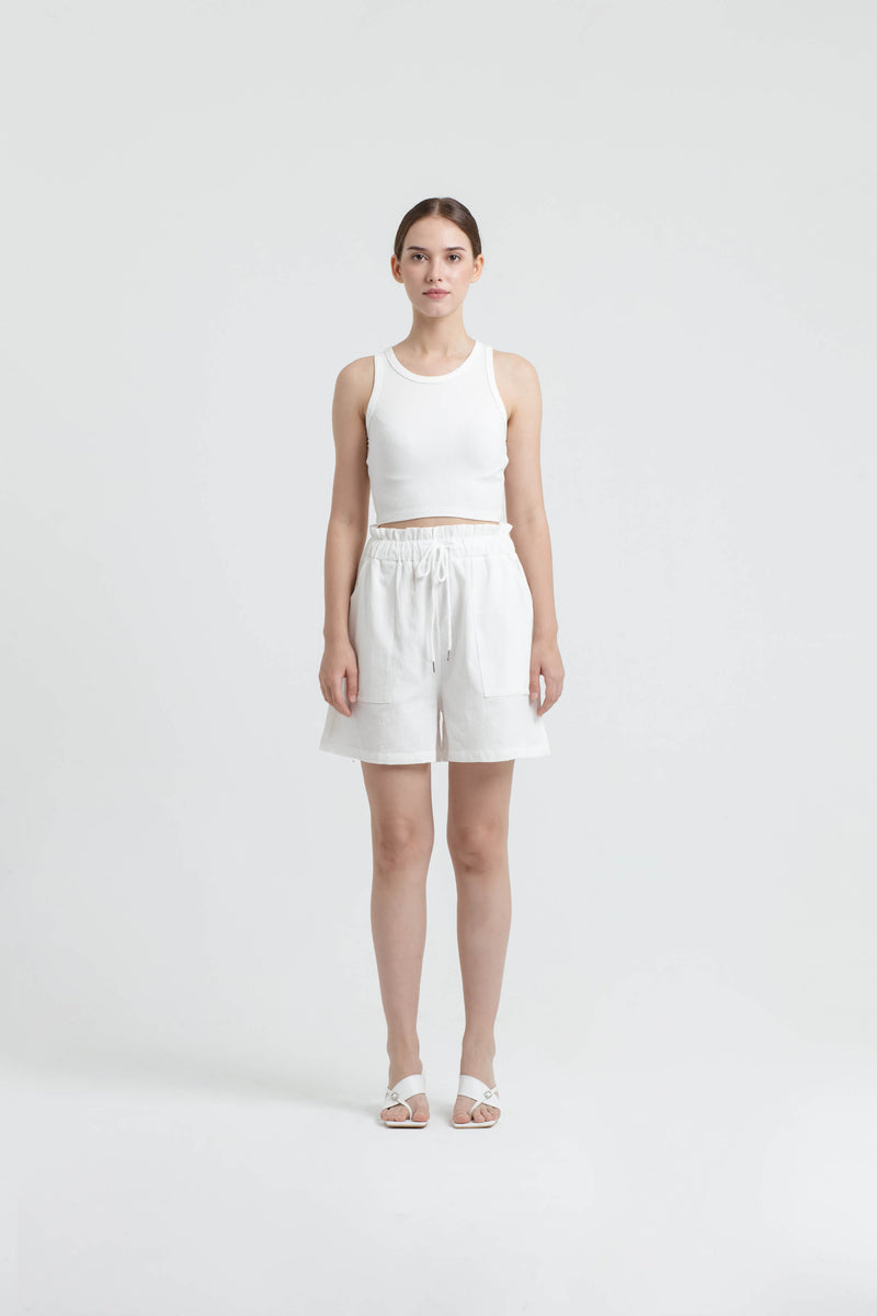 White Capri Shorts - Hellolilo