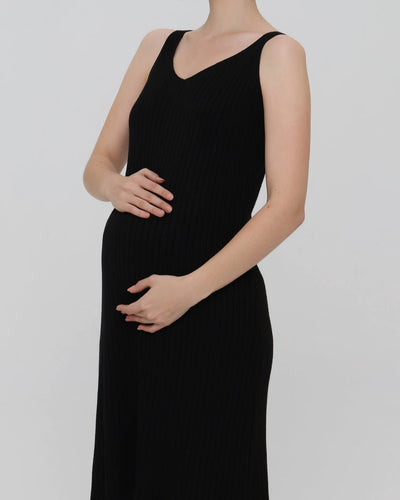 Black Sleeveless Knit Dress - Hellolilo