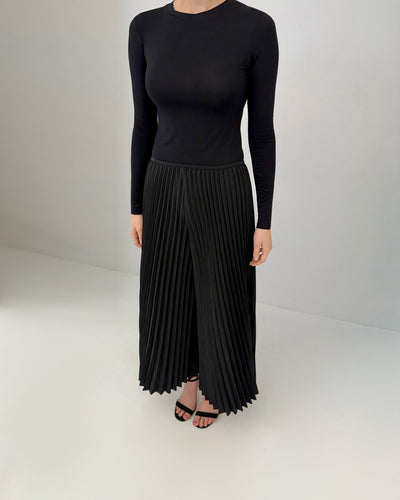 Black Plie Pleated Pants