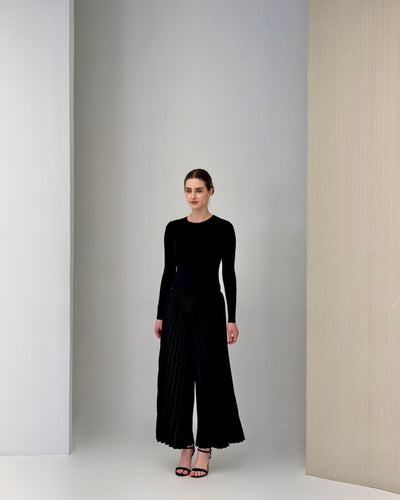 Black Plie Pleated Pants