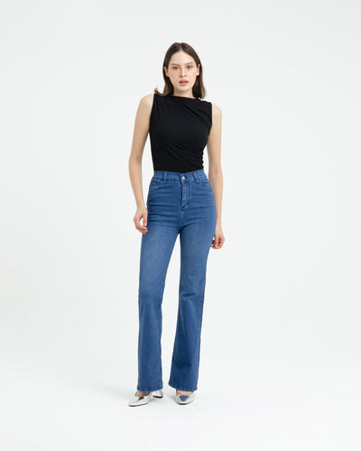 Medium Blue Elongating Flare Jeans