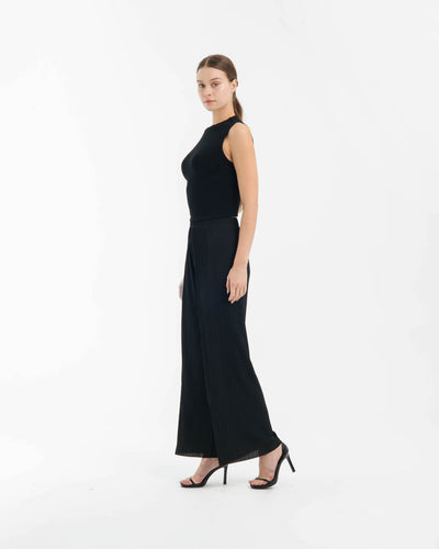 Black Easy Pleated Pants