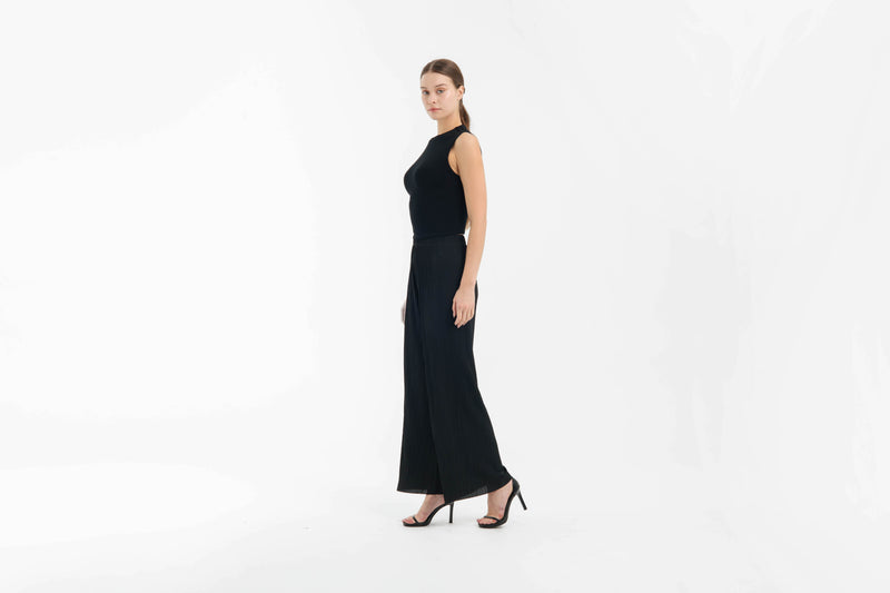 Black Easy Pleated Pants