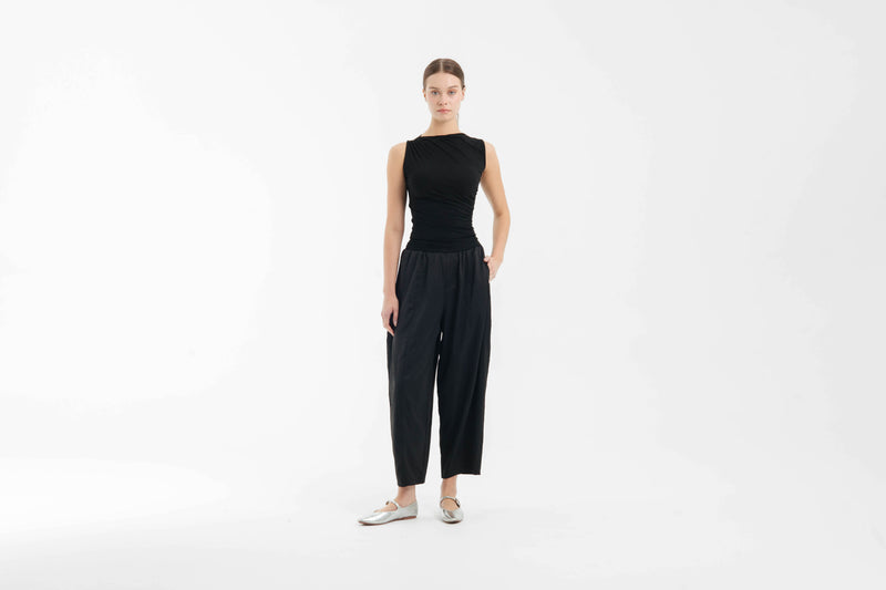 Black Daily Barrel Pants