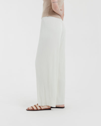 White Easy Pleated Pants