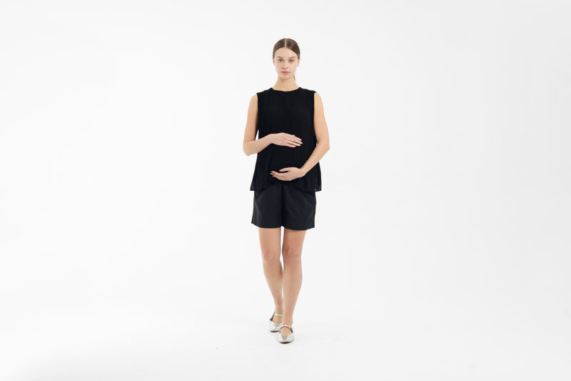 Black Capri Maternity Shorts