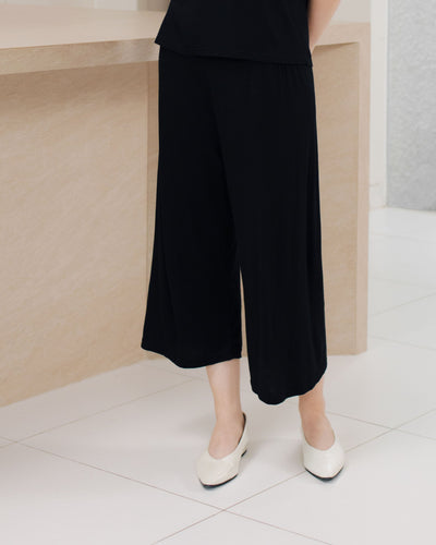 Black Airy Bamboo Daily Cullotes