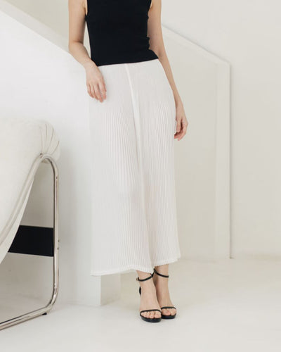 White Aria Pleated Pants