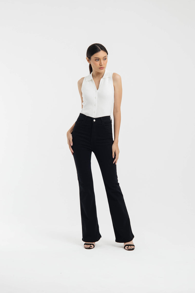 Black Elongating Flare Jeans - Hellolilo