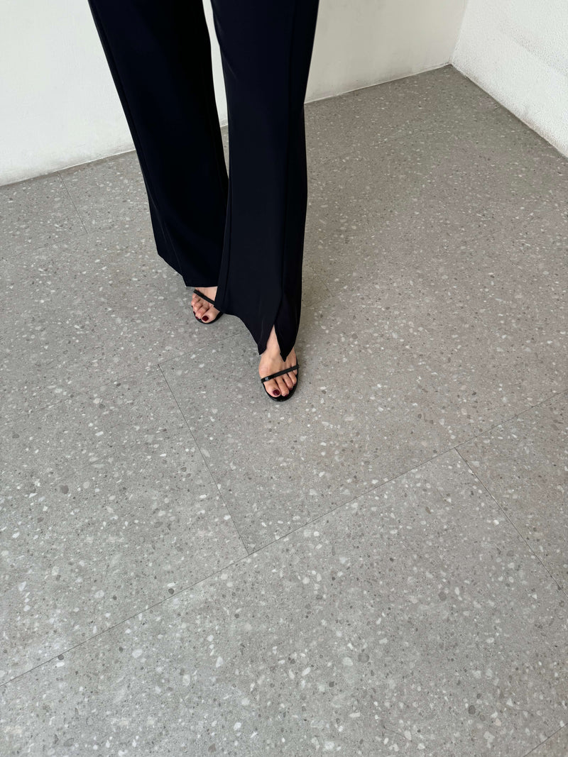 Black Flare Slit Pants - Hellolilo