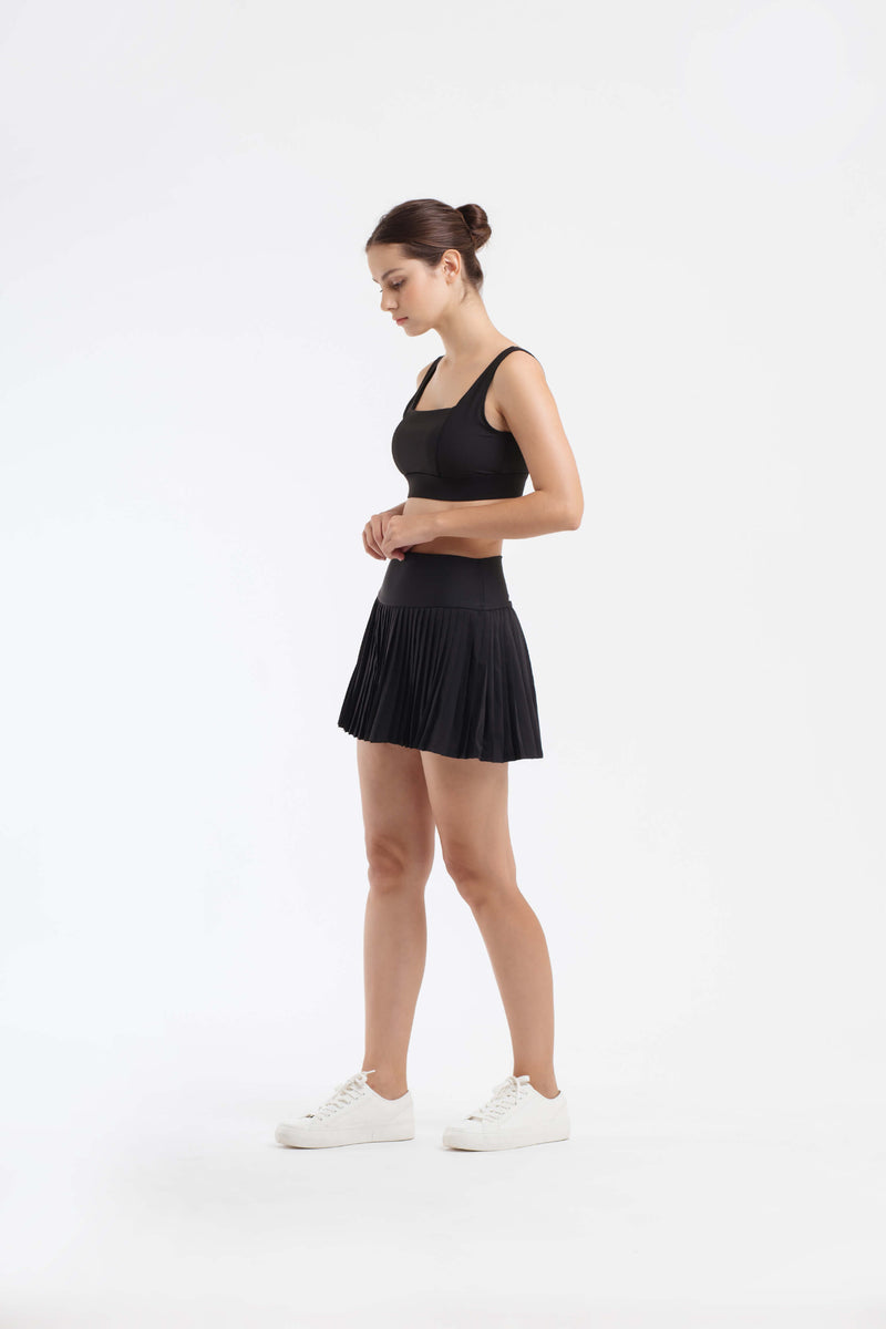 Black Pleated Tennis Skirt - Hellolilo