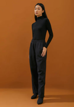 Black Ultrawarm Winter Relaxed Pants - Hellolilo