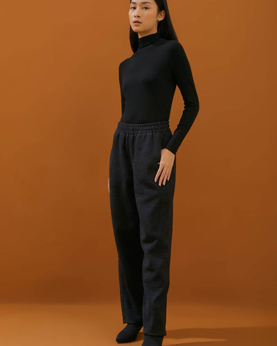 Black Ultrawarm Winter Relaxed Pants - Hellolilo