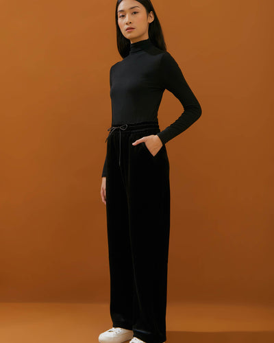 Black Velvet Winter Pants - Hellolilo