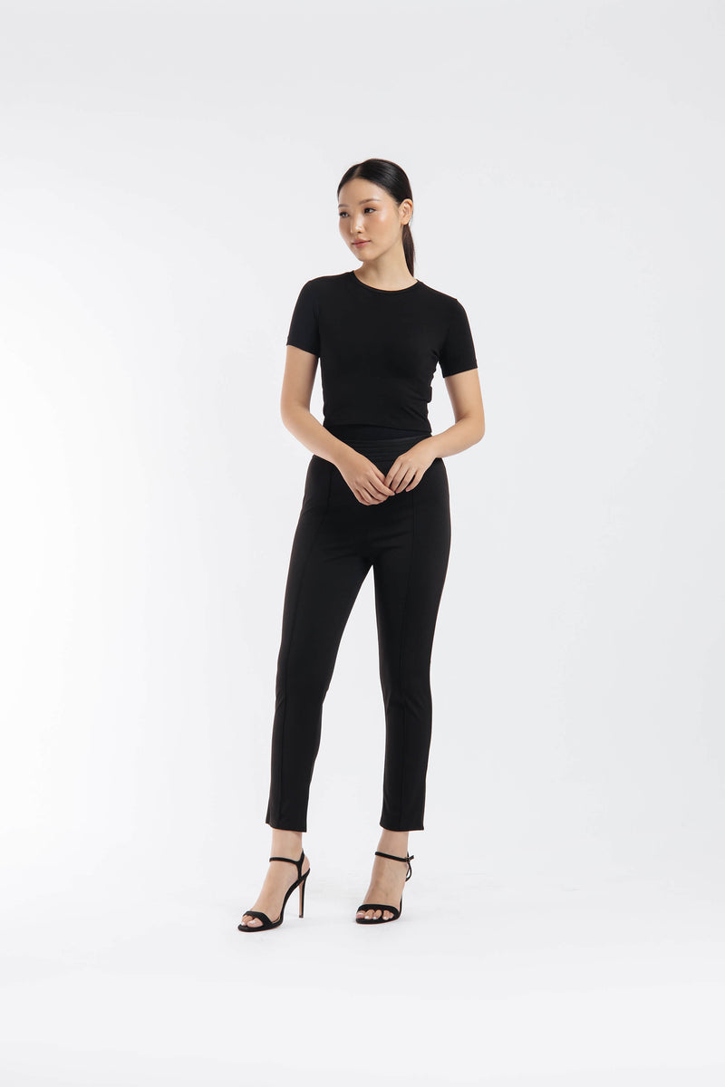 Essential Highwaist Black Pants - Hellolilo