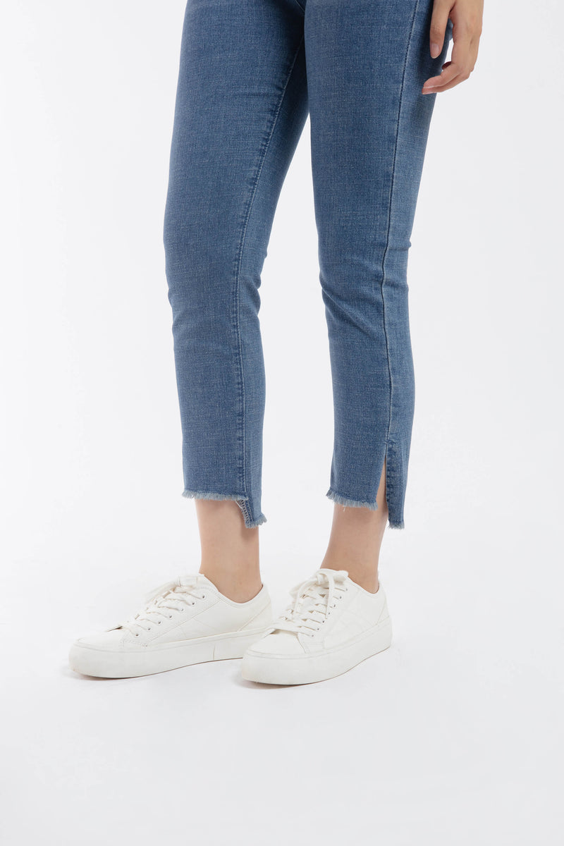 Light Blue Everyday Jeans - Hellolilo