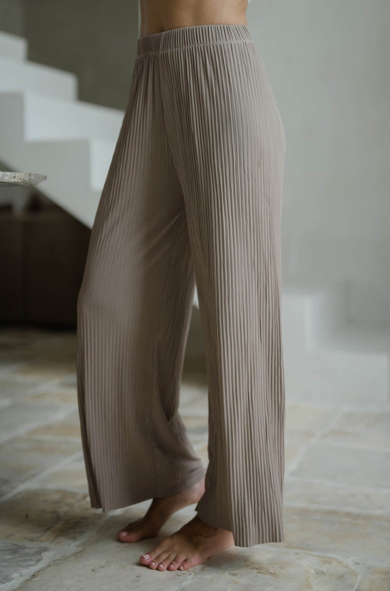 Taupe Easy Pleated Pants - Hellolilo