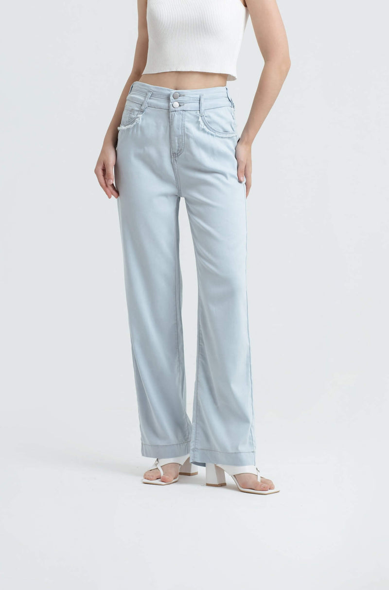 Weekend Bamboo Loose Jeans - Hellolilo