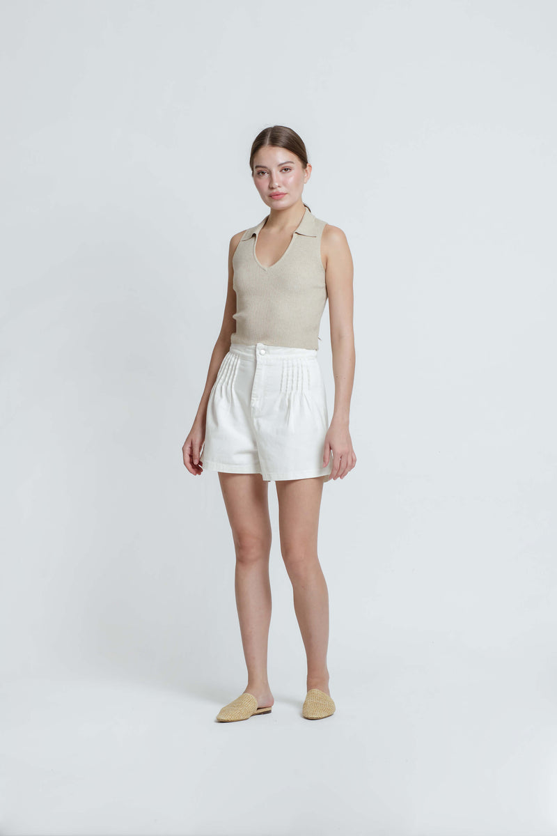 White Pleated Denim Shorts - Hellolilo