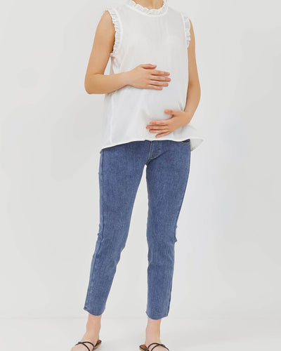 Essential Maternity Jeans - Hellolilo